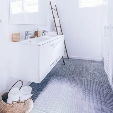 Le Lumineux - 300m Gare Et Acces Direct Au Cv * Poitiers